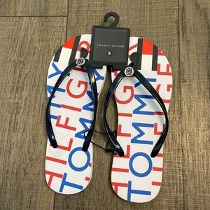TOMMY HILFIGER-SIZE 9